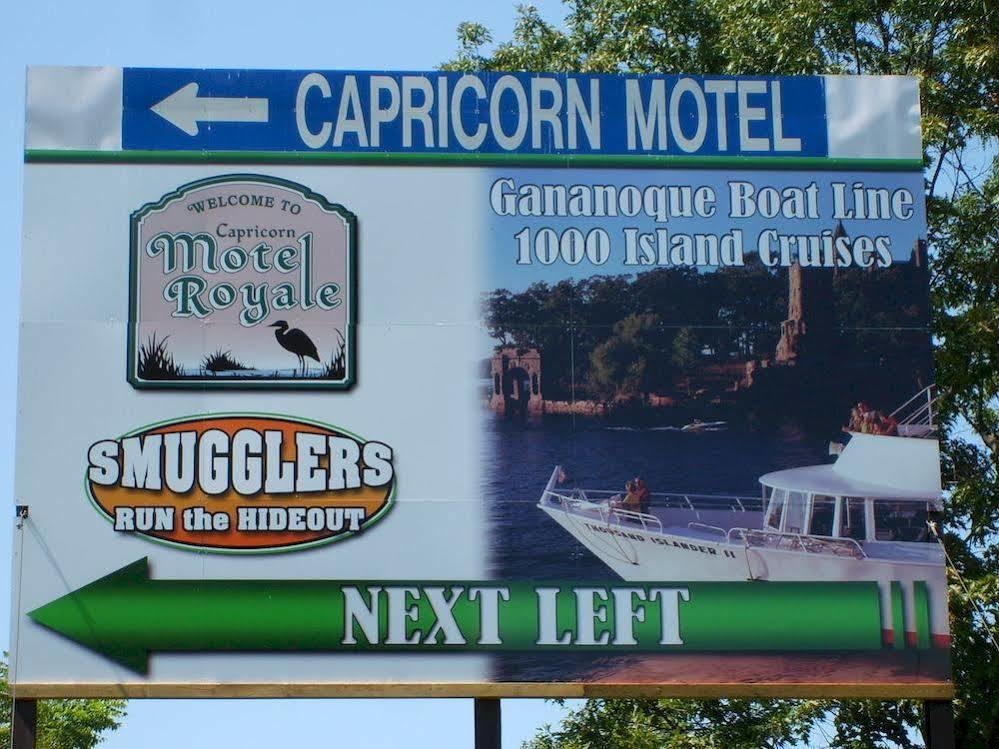 Capricorn Motel Royale 1000 Islands Lansdowne Eksteriør billede